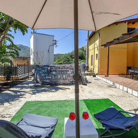 Amazing In With Kitchen Holiday home Casteldaccia