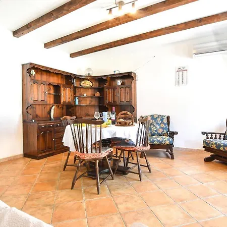 Holiday home Amazing In With Kitchen